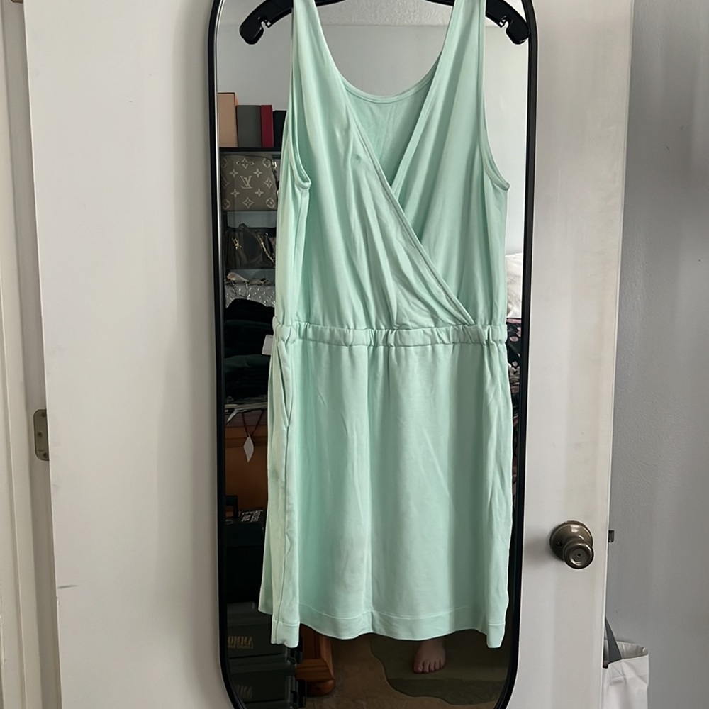 Loft Dress - Picture 4 of 6